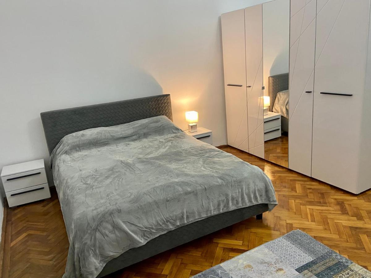 Apartament Super Central Cu Parcare Privata Apartamento Arad Exterior foto