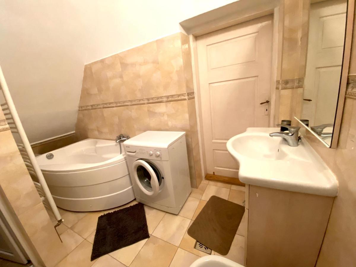 Apartament Super Central Cu Parcare Privata Apartamento Arad Exterior foto